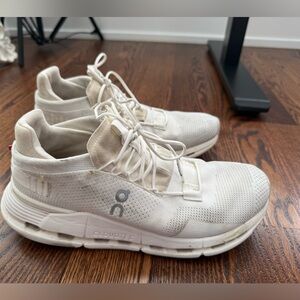 Women's On Cloudnova Shoes On Cloud Gym sneakers all white size 10 run lace up